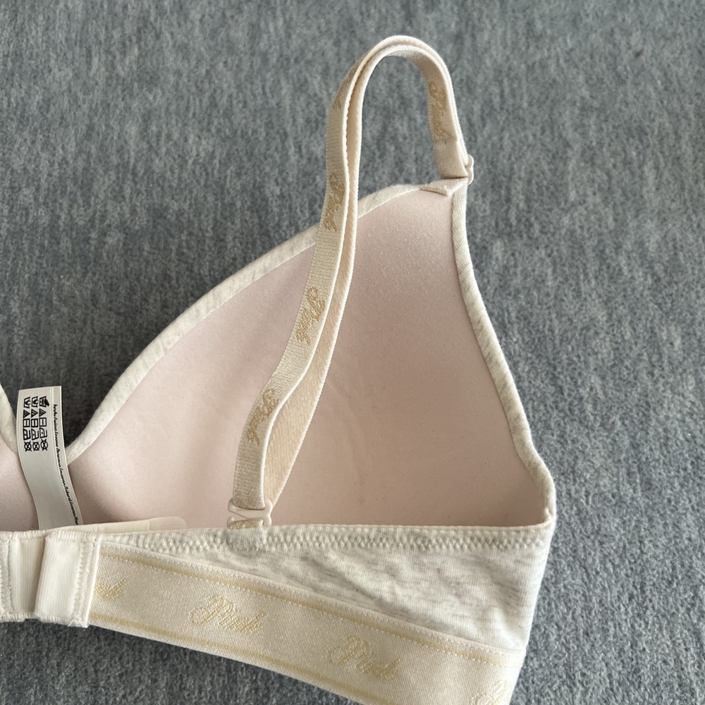Victoria's Secret PINK Bra 32C Wear Everywhere Wireless Cream Lightly Padded EUC - Picture 8 of 12